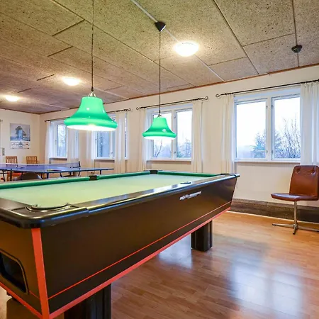 Apartment Cozy In With Outdoor Swimming Pool