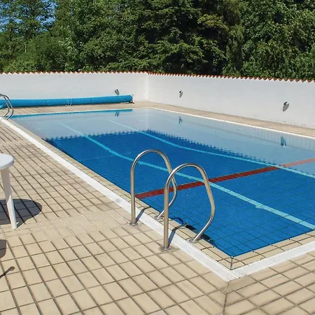 Cozy In With Outdoor Swimming Pool Apartment *